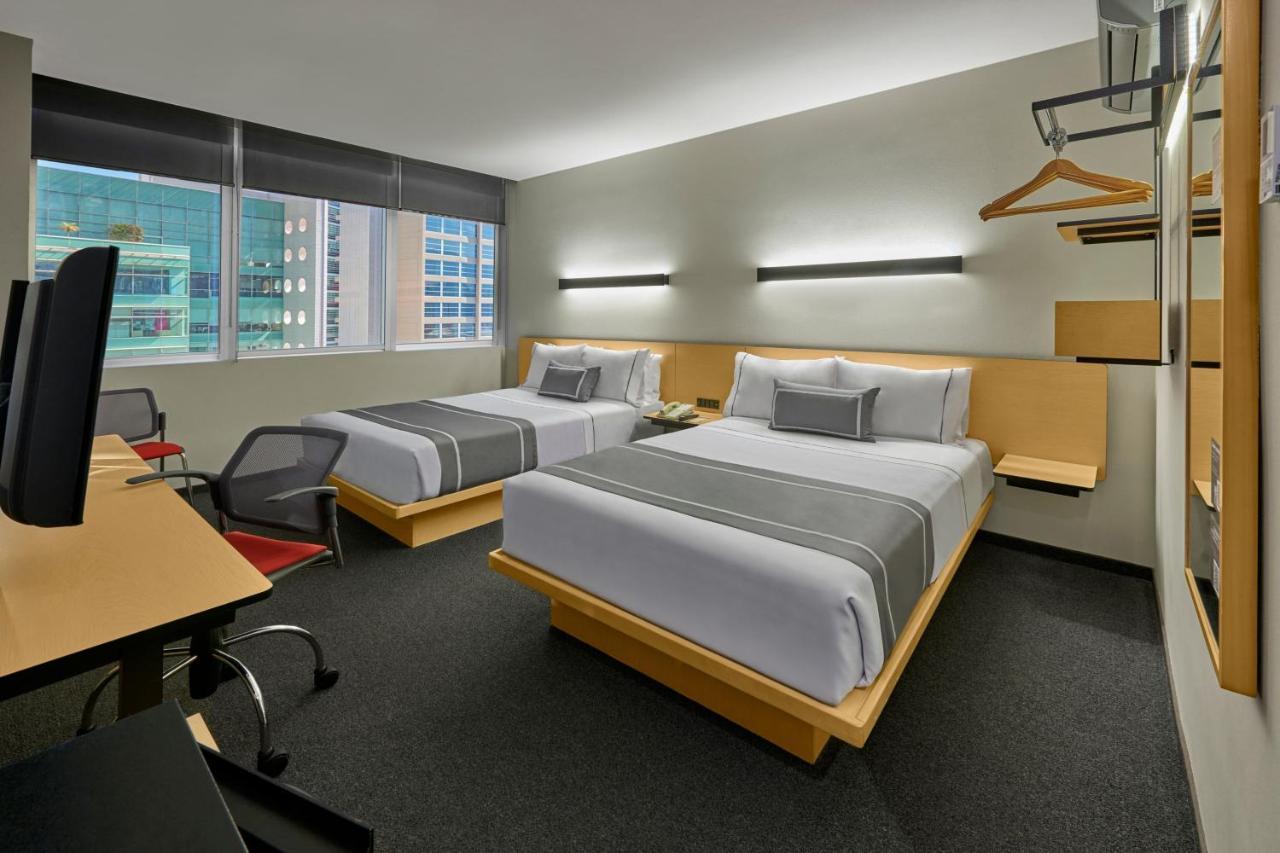 Hotel Express By Marriott Ciudad De Santa Fe 4*